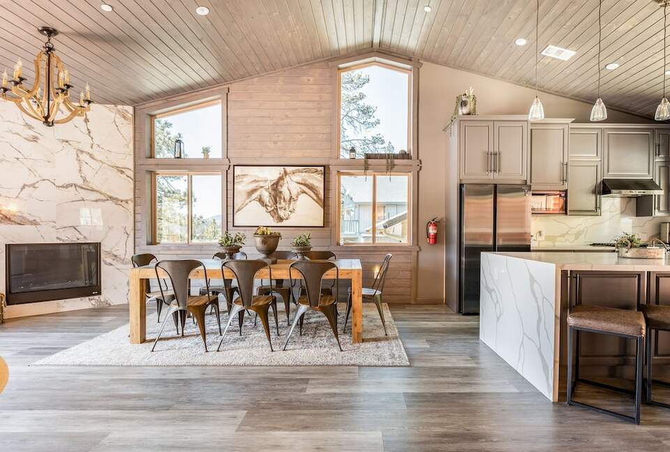 Modern Cabin at Big Bear Lake - Big Bear Lake, California