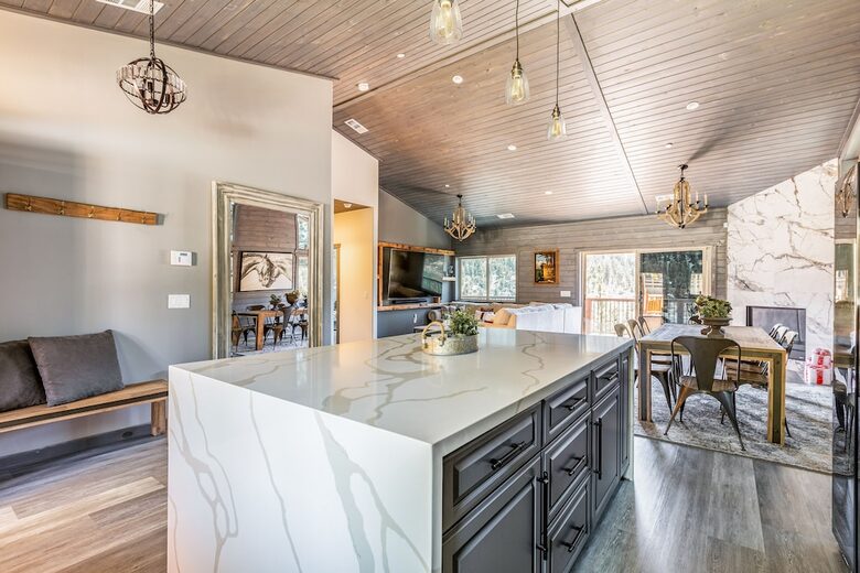 Modern Cabin at Big Bear Lake - Big Bear Lake, California