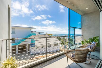 The Blue Wave Luxury Beach House | Manhattan Beach - Manhattan Beach, California