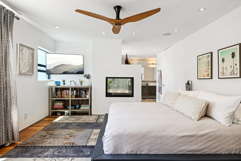 The Blue Wave Luxury Beach House | Manhattan Beach - Manhattan Beach, California
