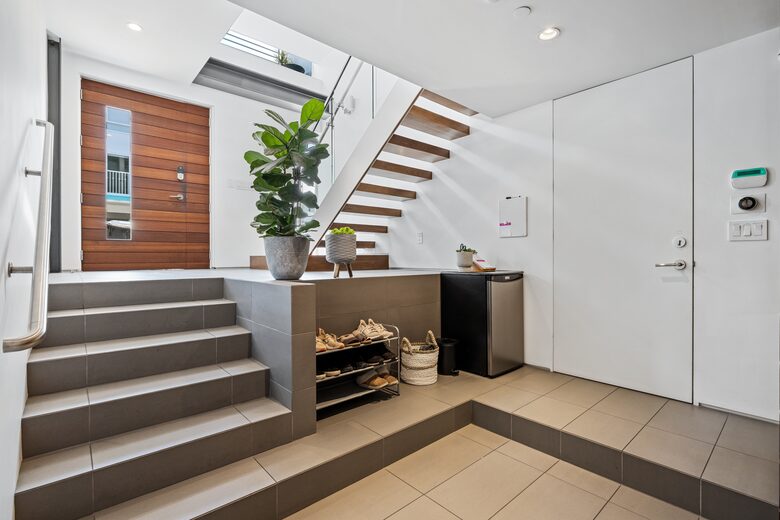 The Blue Wave Luxury Beach House | Manhattan Beach - Manhattan Beach, California