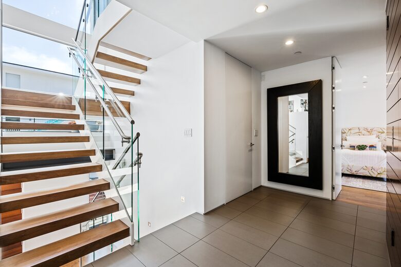 The Blue Wave Luxury Beach House | Manhattan Beach - Manhattan Beach, California
