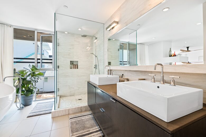 The Blue Wave Luxury Beach House | Manhattan Beach - Manhattan Beach, California