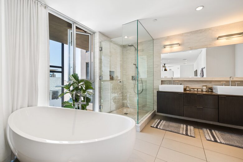 The Blue Wave Luxury Beach House | Manhattan Beach - Manhattan Beach, California
