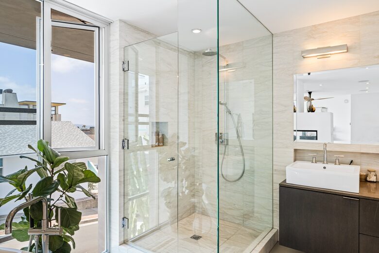 The Blue Wave Luxury Beach House | Manhattan Beach - Manhattan Beach, California