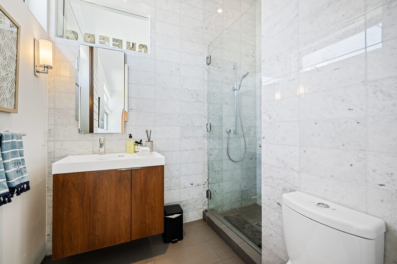 The Blue Wave Luxury Beach House | Manhattan Beach - Manhattan Beach, California