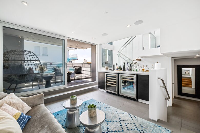 The Blue Wave Luxury Beach House | Manhattan Beach - Manhattan Beach, California