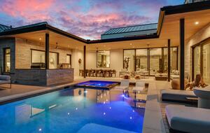 ABOVE - Austin Platinum - Austin, Texas