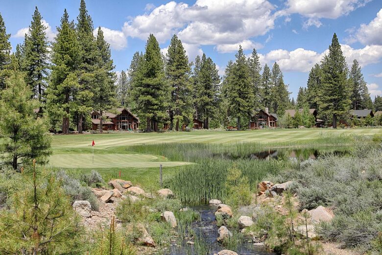 Old Greenwood Cabin in Truckee - Truckee, California