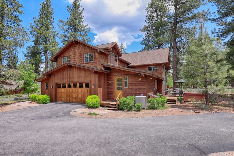 Old Greenwood Cabin in Truckee - Truckee, California