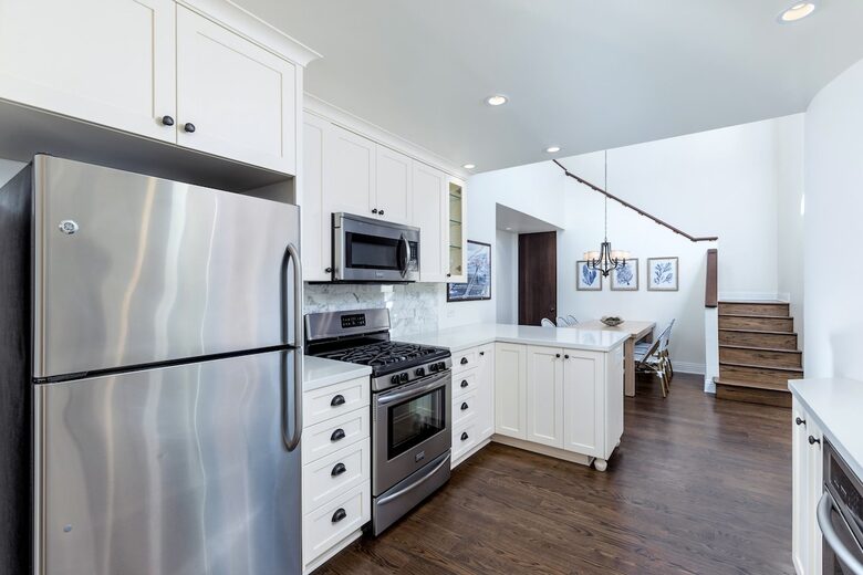 Remodeled Cottage - Minutes to Beach, Park, Shops! - San Diego, California