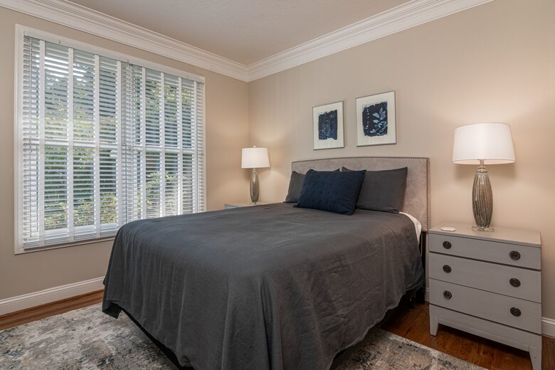 Upstairs queen bed off greatroom