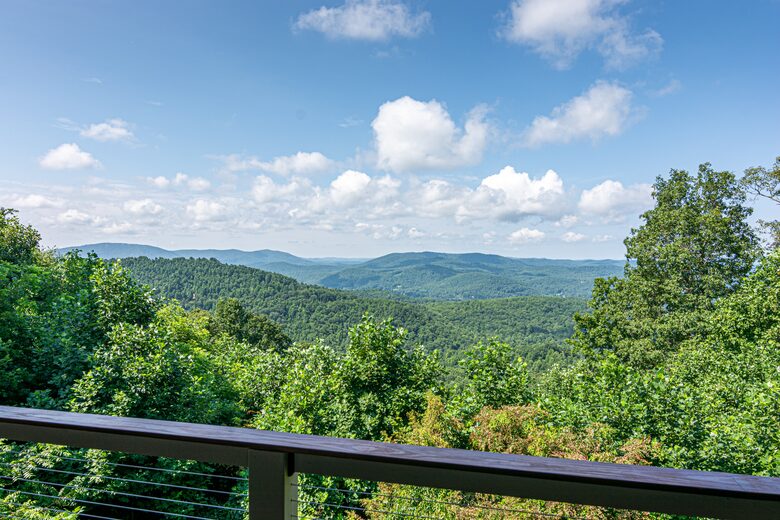 Carolina Mountain Retreat with Unobstructed Mountain Views - Hendersonville, North Carolina