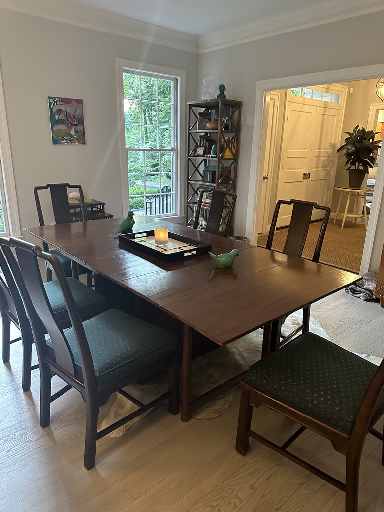 Formal dining room / office by day