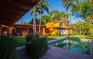 Cuerna House | Traditonal Mexican Estate with pool - Cuernavaca, Mexico