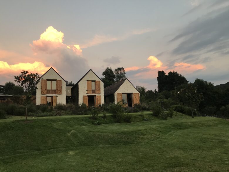 Incredible Countryside Ranch with Tennis + Natural Swimming Pool - Valle de Bravo, Mexico