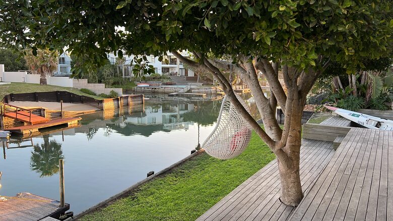 Elegant St Francis Bay Luxury Shore Rd Home - St Francis Bay, South Africa