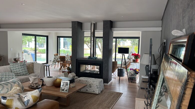 Elegant St Francis Bay Luxury Shore Rd Home - St Francis Bay, South Africa