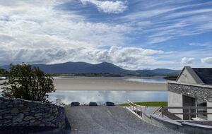 Waterfront Retreat - Ardfert, Ireland