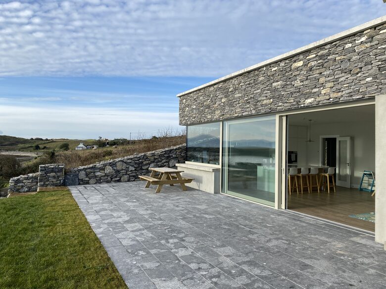 Waterfront Retreat - Ardfert, Ireland