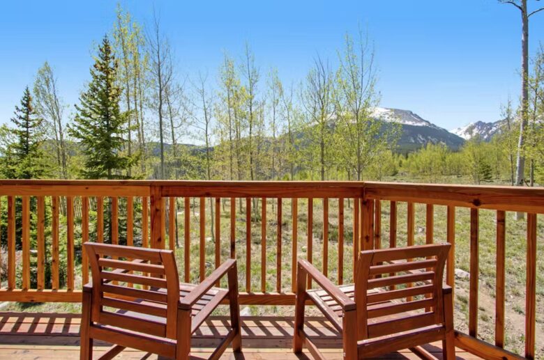 Silverthorne Spacious Getaway - Silverthorne, Colorado