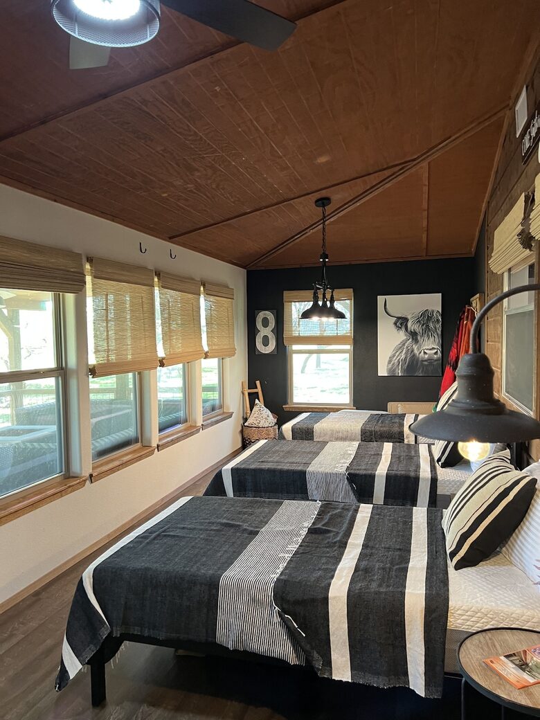Private Getaway with a Game Room - Near Frio River - Leakey, Texas
