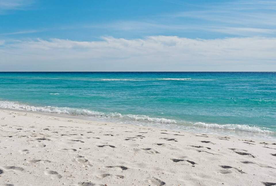 Magical Memories | With Private *Heated Pool/ Golf Cart/ Walk to Beach - Santa Rosa Beach, Florida