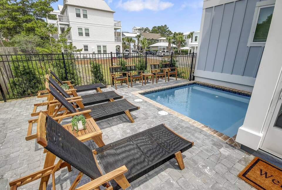 Magical Memories | With Private *Heated Pool/ Golf Cart/ Walk to Beach - Santa Rosa Beach, Florida