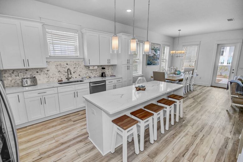 Poolside Paradise | Private *Heated Pool/Free Golf Cart - Santa Rosa Beach, Florida