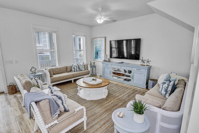 Poolside Paradise | Private *Heated Pool/Free Golf Cart - Santa Rosa Beach, Florida