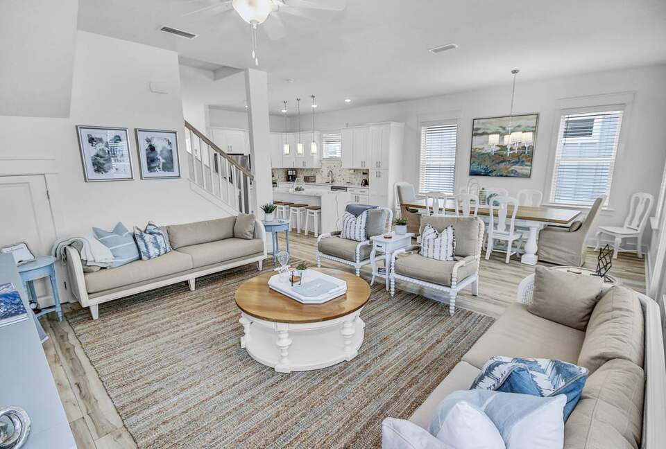 Poolside Paradise | Private *Heated Pool/Free Golf Cart - Santa Rosa Beach, Florida