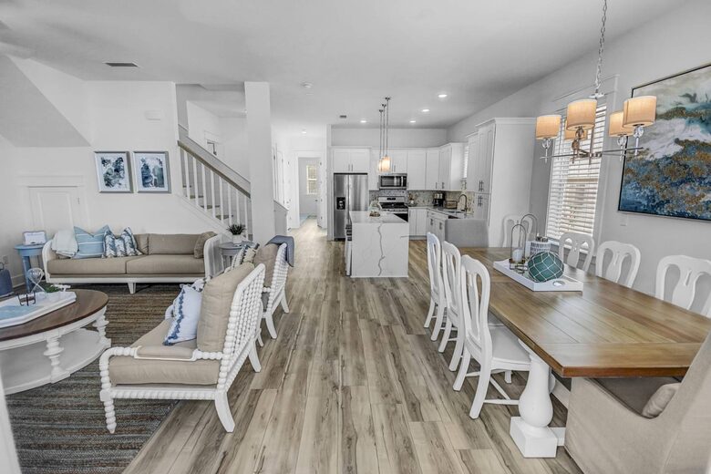 Poolside Paradise | Private *Heated Pool/Free Golf Cart - Santa Rosa Beach, Florida