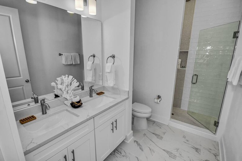 Poolside Paradise | Private *Heated Pool/Free Golf Cart - Santa Rosa Beach, Florida