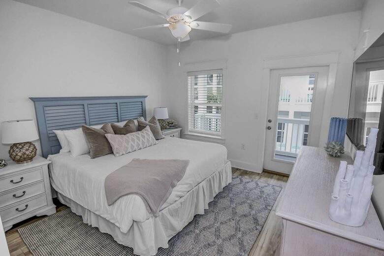 Poolside Paradise | Private *Heated Pool/Free Golf Cart - Santa Rosa Beach, Florida