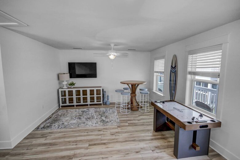 Poolside Paradise | Private *Heated Pool/Free Golf Cart - Santa Rosa Beach, Florida
