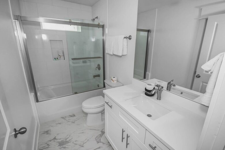 Poolside Paradise | Private *Heated Pool/Free Golf Cart - Santa Rosa Beach, Florida