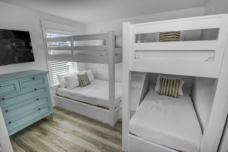 Poolside Paradise | Private *Heated Pool/Free Golf Cart - Santa Rosa Beach, Florida