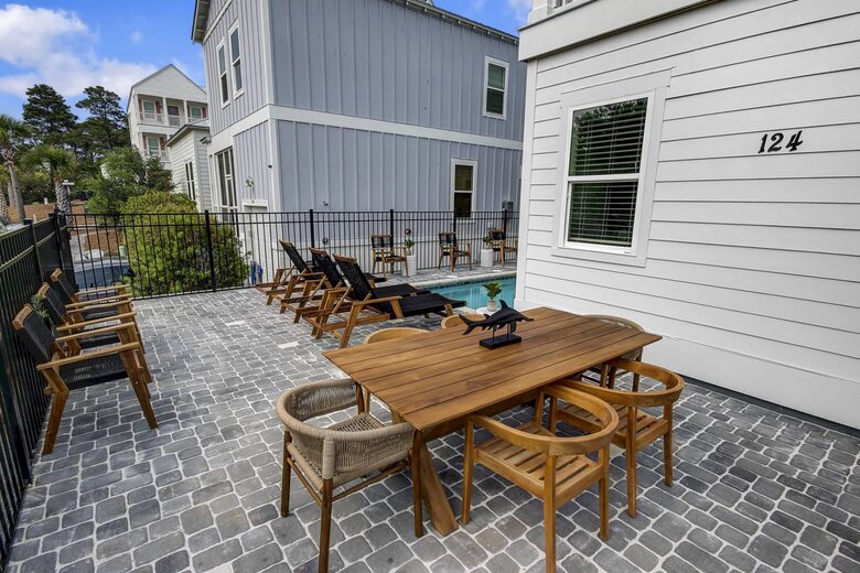 Poolside Paradise | Private *Heated Pool/Free Golf Cart - Santa Rosa Beach, Florida