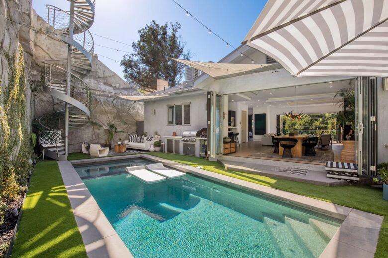 Los Angeles Luxe Getaway with a Pool - Los Angeles, California
