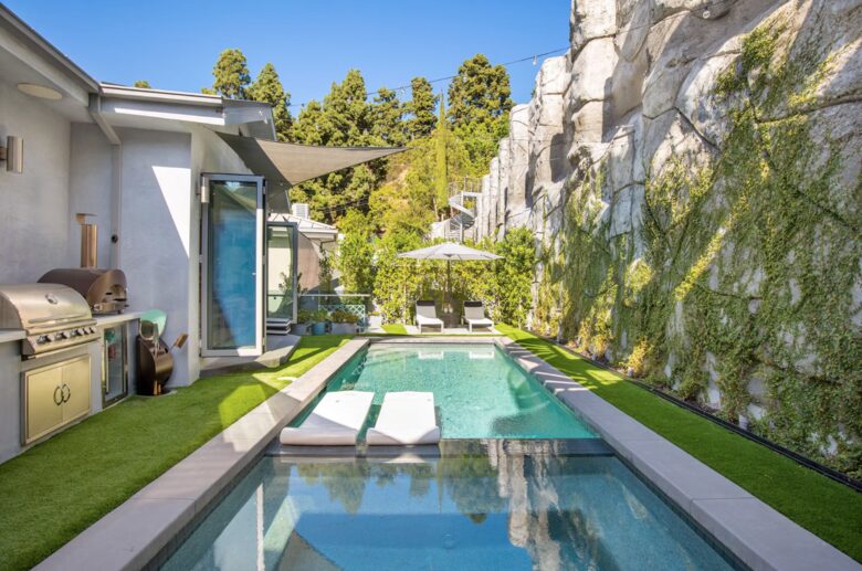 Los Angeles Luxe Getaway with a Pool - Los Angeles, California