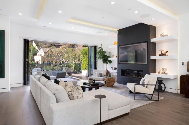 Los Angeles Luxe Getaway with a Pool - Los Angeles, California