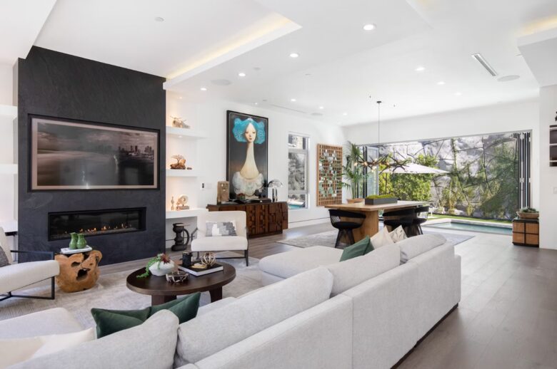 Los Angeles Luxe Getaway with a Pool - Los Angeles, California