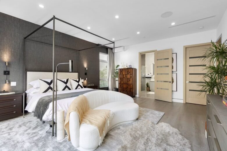 Los Angeles Luxe Getaway with a Pool - Los Angeles, California