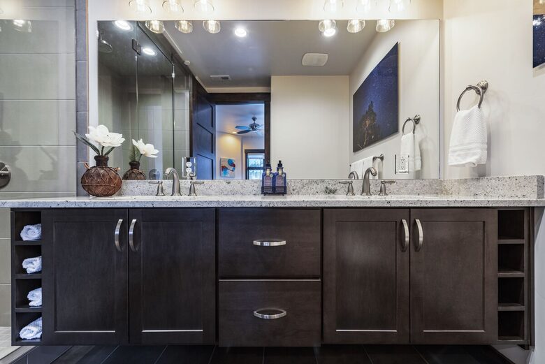 Master bath with dual sinks and amazing shower... next photo