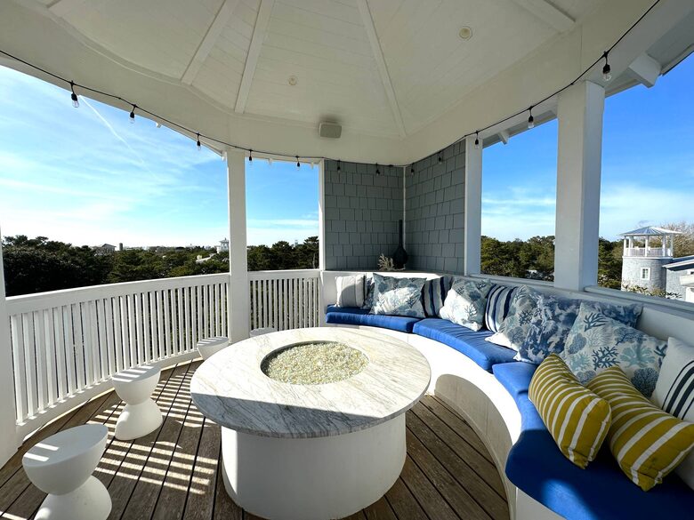 Empty Pockets Cottage | Tower Deck | Private Beach Access - Santa Rosa Beach, Florida