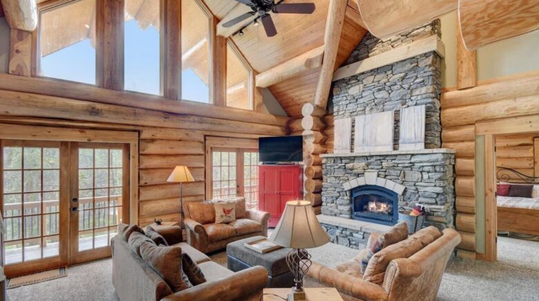 Winter Park Luxury Log Home | Hot Tub | Arcade |Amazing Views - Fraser, Colorado