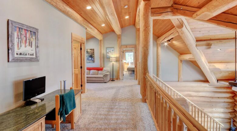 Winter Park Luxury Log Home | Hot Tub | Arcade |Amazing Views - Fraser, Colorado