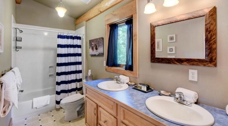 Winter Park Luxury Log Home | Hot Tub | Arcade |Amazing Views - Fraser, Colorado