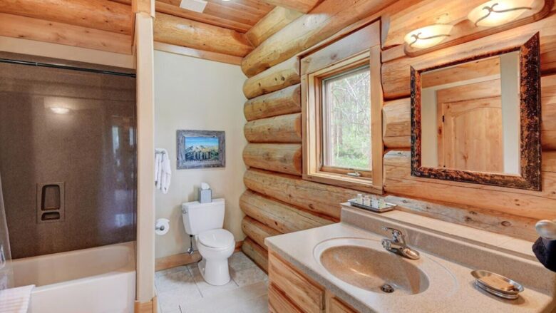 Winter Park Luxury Log Home | Hot Tub | Arcade |Amazing Views - Fraser, Colorado