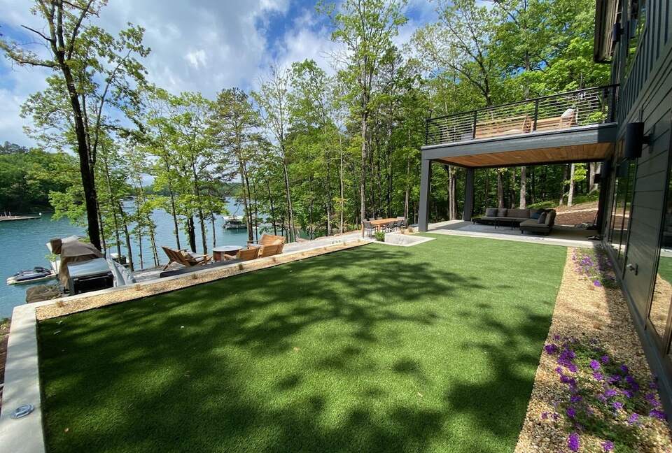 Stunning New Lake Keowee Contemporary Waterfront Home! - Six Mile, South Carolina